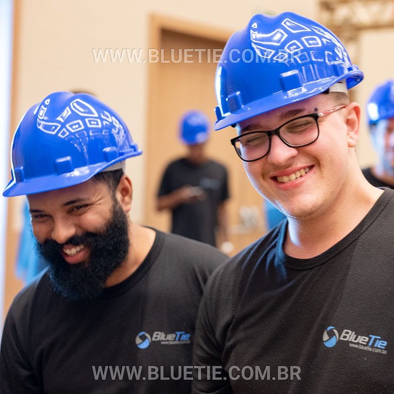 Carregador da BlueTie em um evento