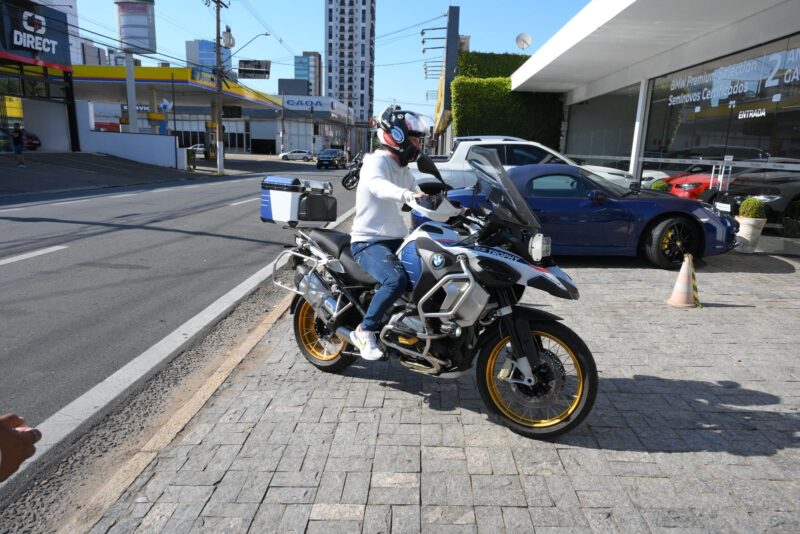 Lançamento da BMW R 1300 GS na concessionária Carolina Florence, Campinas, operação BlueTie