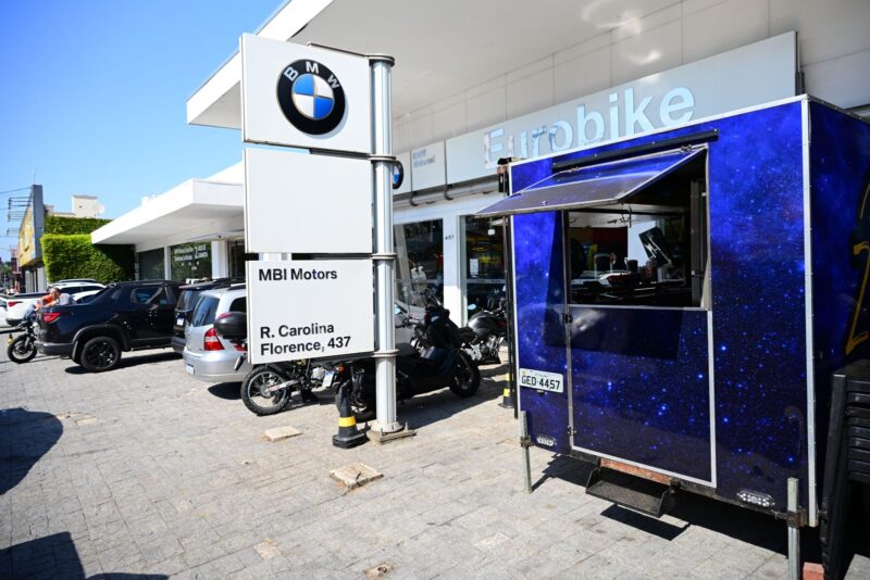 Lançamento da BMW R 1300 GS na concessionária Carolina Florence, Campinas, operação BlueTie