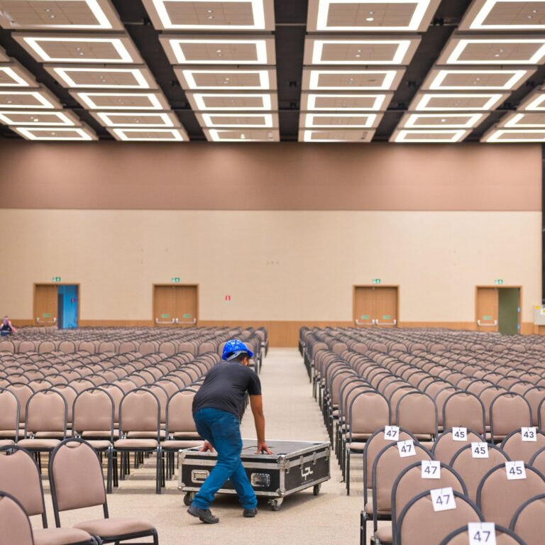 Carregador da BlueTie em um evento