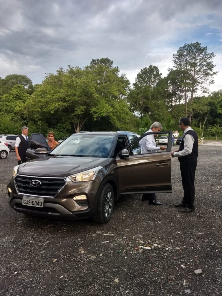 Manobrista da BlueTie no valet de um evento