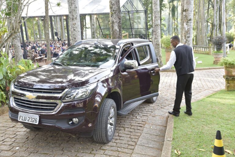 Manobrista da BlueTie no valet de um evento