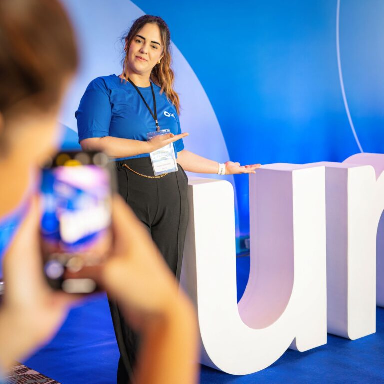 Promotor da BlueTie em ativação de marca