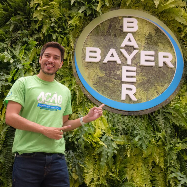 Promotora da BlueTie em ação de marca em um evento
