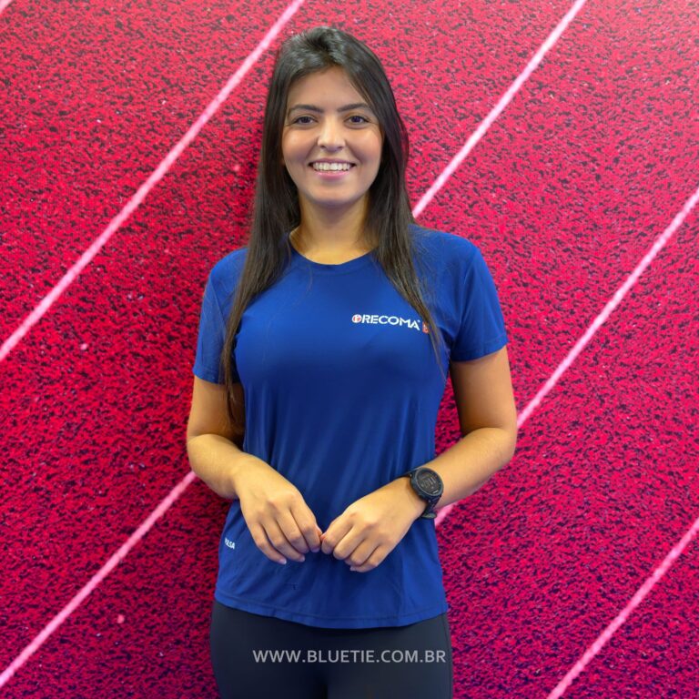 Promotora da BlueTie em ação de marca em um evento